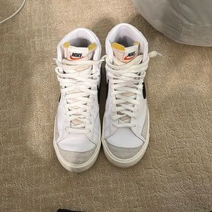 Nike blazers…white with black check